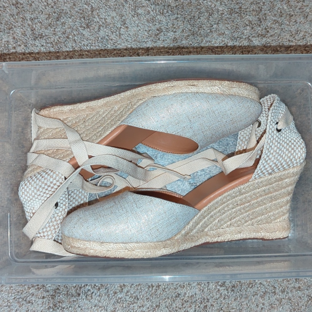 JCrew Factory Lace Up Espadrilles, Gold Shimmer, Size 9, Never Worn